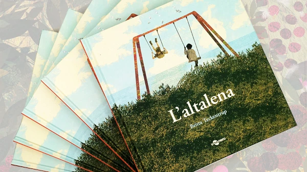 Alcune copie del libro disposte a ventaglio. Non sono solo le 160 pagine: è tutta la vita che c'è dentro che rende il testo di valore